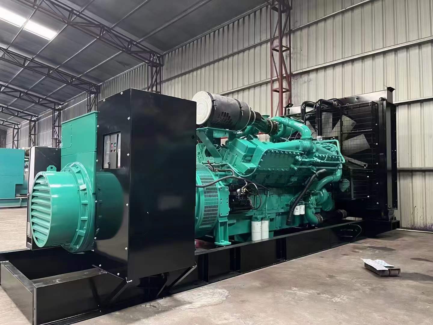隆尧如何降低 800kW 柴油发电机输出电流的波动？